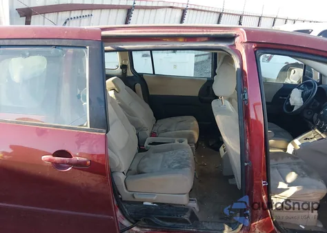 2009 Mazda Mazda5 Sport z USA, uszkodzony, nr VIN JM1CR293690354517